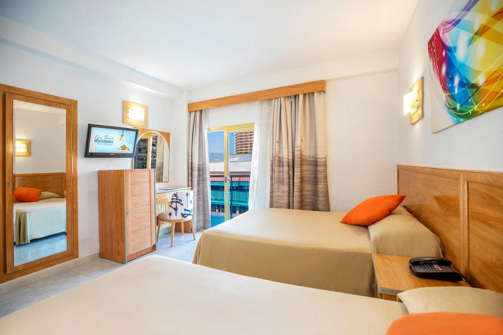 Hotel Servigroup Nereo Benidorm Szoba fotó